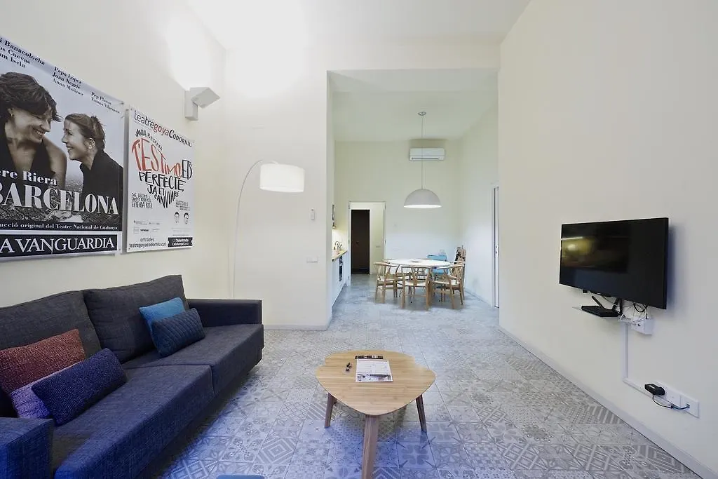Uma Suites Pau Claris Barcelona 0*,  Spanyolország